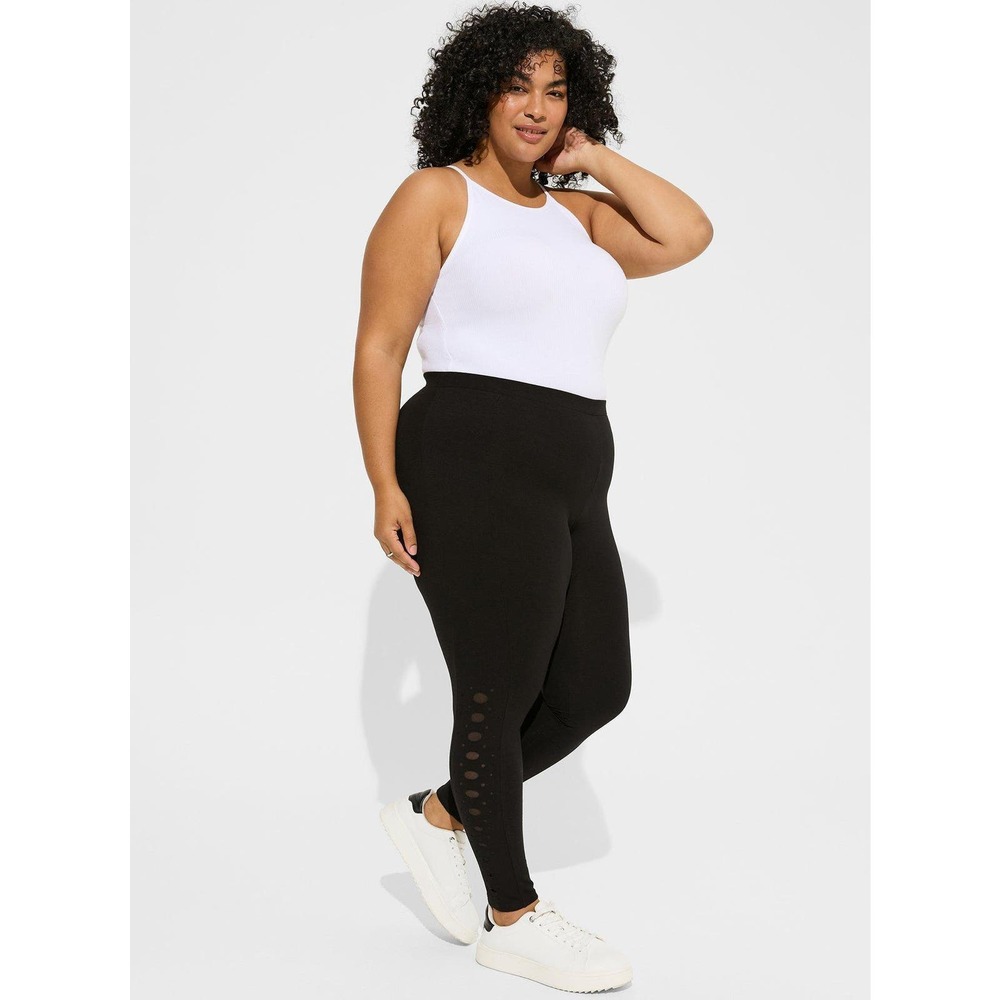 NWT Torrid Full Length Comfort Waist Laser Cut Leggings Plus Size: 3X (22/24)